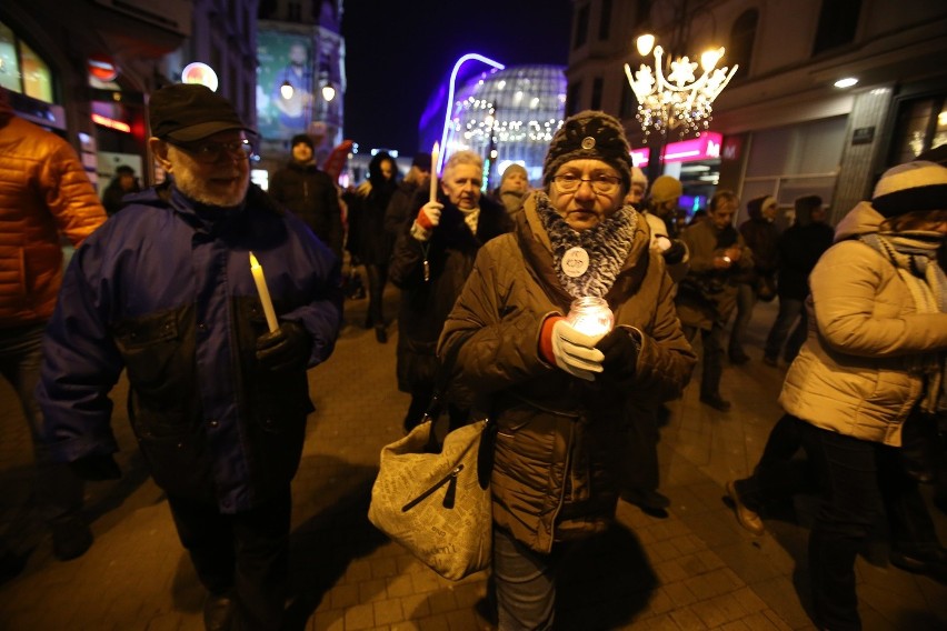 Demonstracja przeciw PiS w Katowicach 13 grudnia 2016