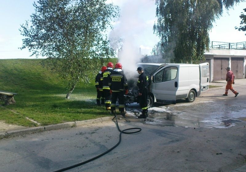 Spłonął samochód w Suwałkach