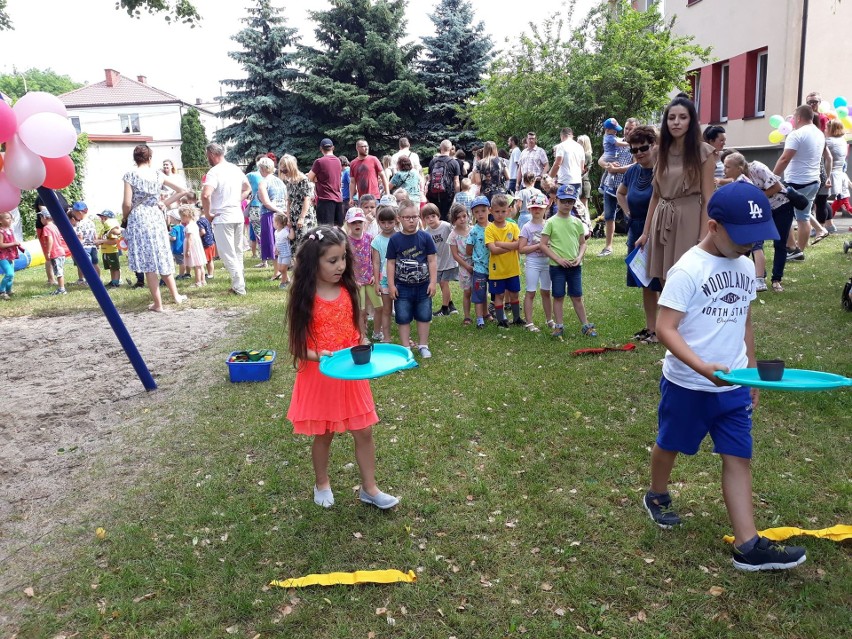 Ostrołęka. Dzień Rodziny w Przedszkolu Miejskim nr 8 „Kraina Radości”. 14 czerwca 2019