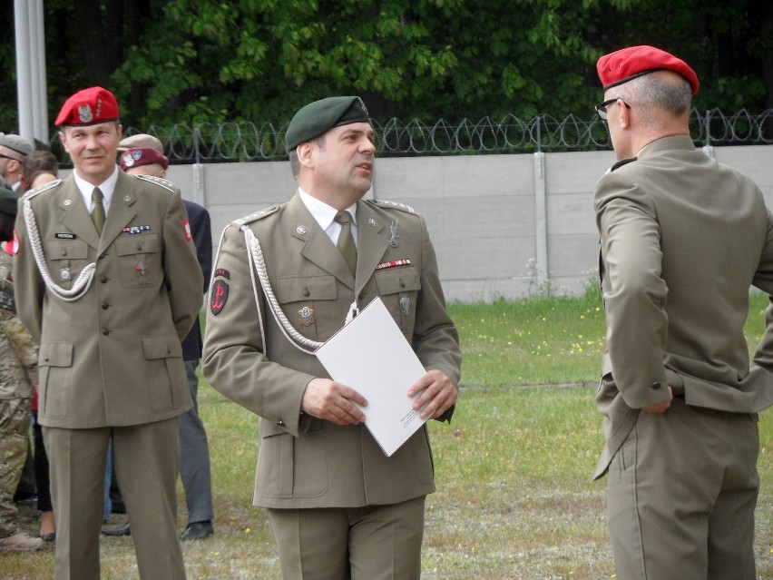 Pułkownik Wiesław Kukuła, odebrał wczoraj od Ministra Obrony...