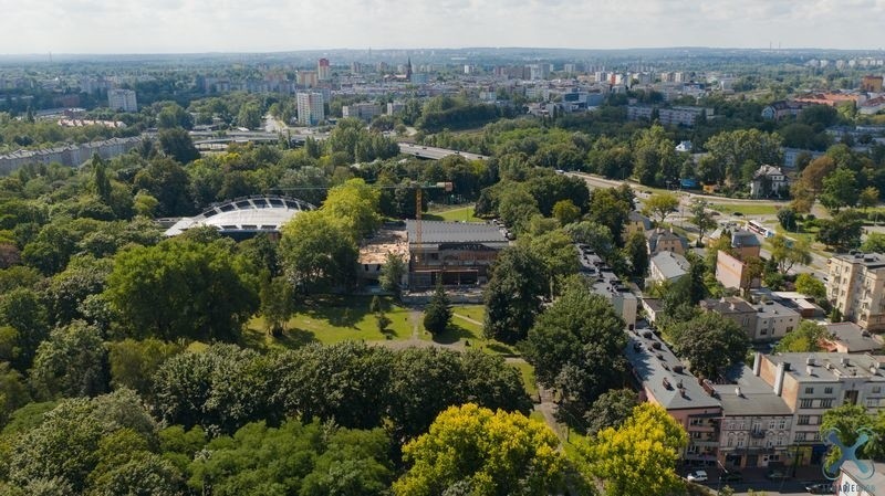 Spójrzmy dziś na sosnowiec z lotu ptaka. W mieście sporo się...