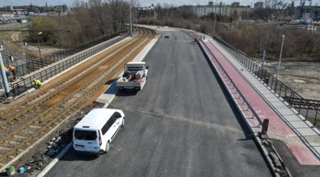 Kończy się remont wiaduktu na ulicy Krasickiego w Gdańsku. Tramwaj nr 3 oraz autobus nr 148 wracają na swoją trasę