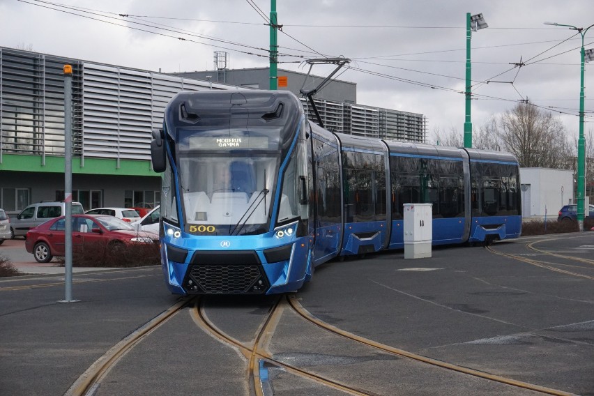 Nowy tramwaj wyjeżdża na poznańskie ulice!
