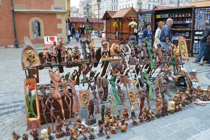 Wrocław: Jarmark Świętojański na Rynku. Plaża, ogrody i grillowanie (CENY, ZDJĘCIA)