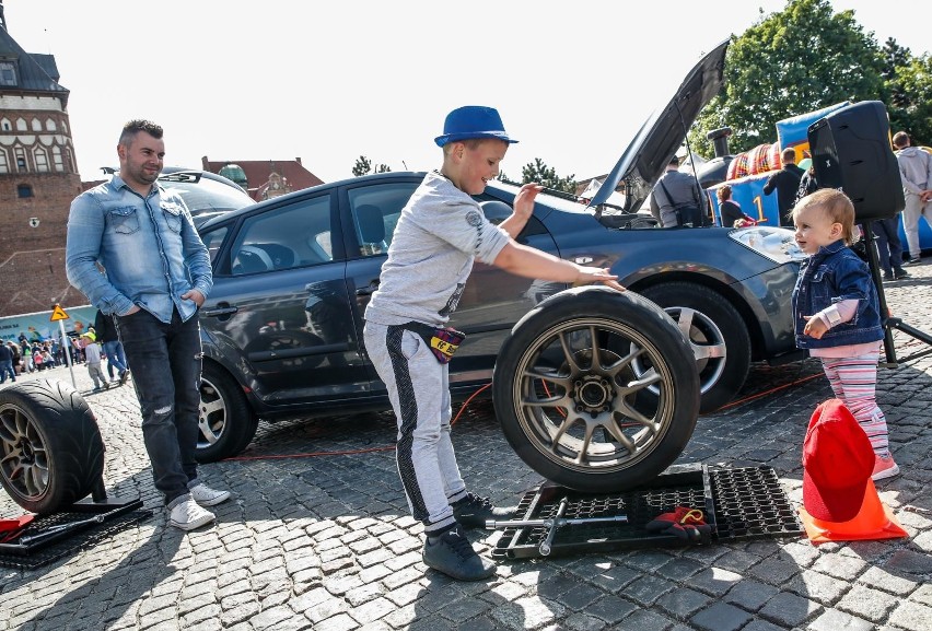 Skąd rząd czerpie natchnienie?...