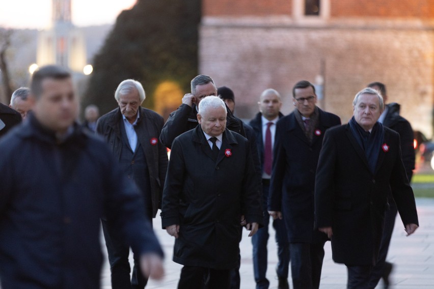 Najpierw msza św. na Wawelu, a później spotkanie w sali "Sokół". Politycy PiS obchodzili Święto Niepodległości w Krakowie