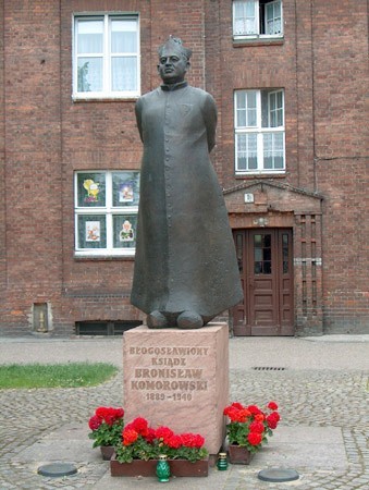 Pomnik bł. ks. Bronisława Komorowskiego w Gdańsku Wrzeszczu