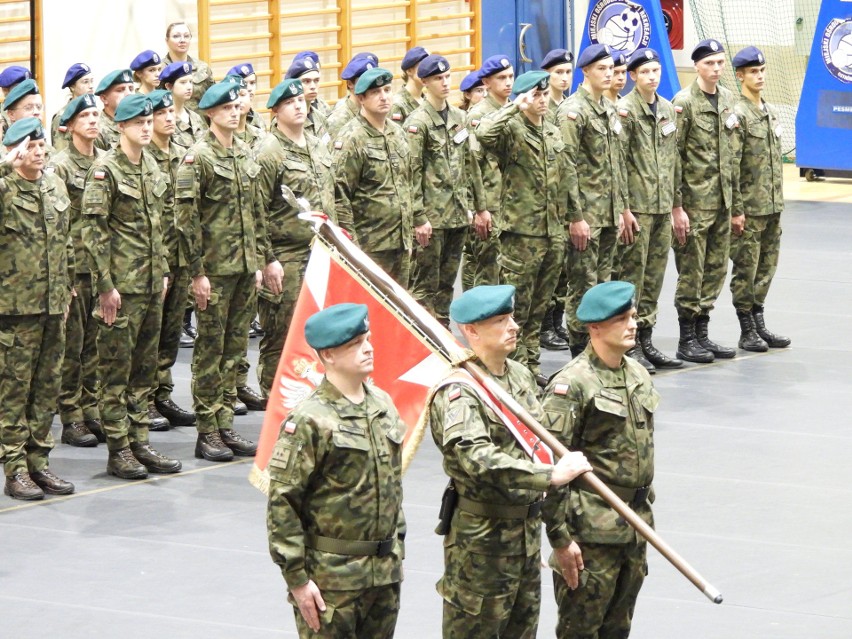 Święto 22. Wojskowego Ośrodka Kartograficznego w Komorowie. Uroczystość odbyła się 15.11.2023