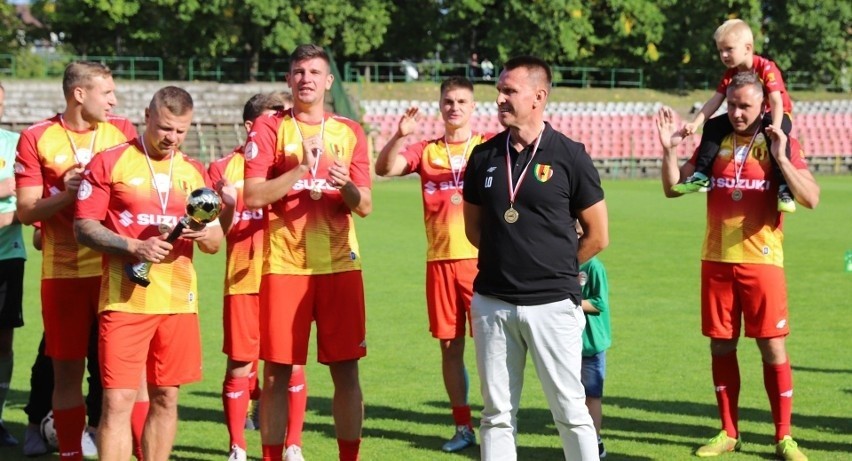Były piłkarz Korony Kielce Artur Lenartowski zakończył karierę. Dziękuje rodzicom i żonie. Czas na edukację trenerską