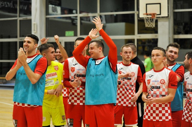 Gredar Brzeg - FC Siemianowice Śląskie 3-2.