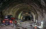 Budowa tunelu w Węgierskiej Górce wkroczyła w nową fazę. Są najnowsze ZDJĘCIA