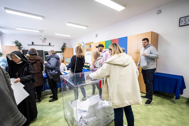 W niedawnych wyborach parlamentarnych najlepszy wynik w Małopolsce zanotowało Prawo i Sprawiedliwość, na które zagłosowało ponad 800 tys. Małopolan.