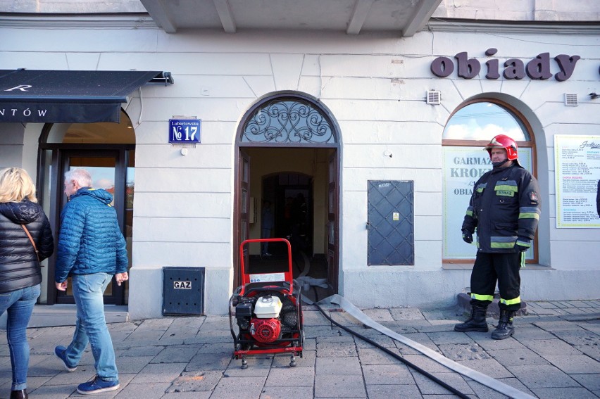 Pożar mieszkania przy ul. Lubartowskiej. Akcja gaśnicza zakończona