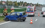 Wypadek na S1 w Bielsku-Białej. Kierowca forda focusa wpadł w poślizg i uderzył w fiata seicento. Są poszkodowani