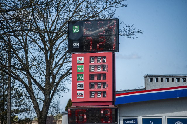 Aktualny cennik ze stacji paliw w Koszalinie. Niestety, ceny znowu rosną...