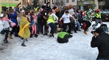 Harlem shake w Brodnicy. Pamiętacie modę na krótkie "scenki" taneczne. Wspominamy 2013 rok. Zdjęcia