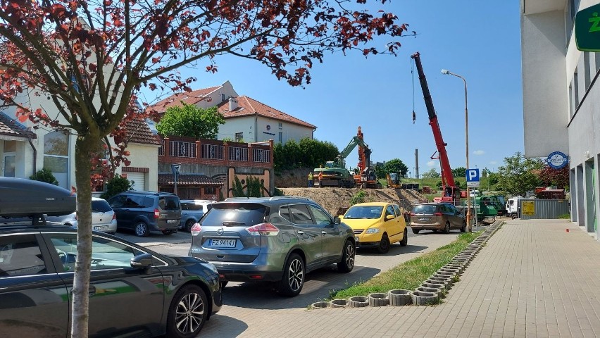 Budowa parkingu wielopoziomowego przy Palmiarni w Zielonej...
