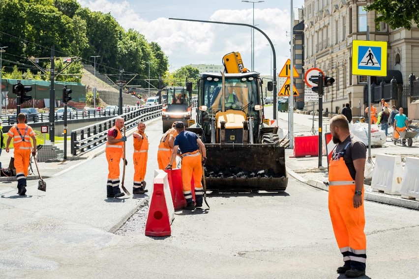 Prace przy rozbudowie ul. Kujawskiej w Bydgoszczy dobiegają...