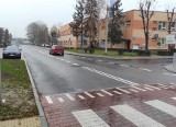 Na głównej drodze osiedla Błonie w Oświęcimiu jest bezpieczniej i lepiej się jeździ. Ulica Nideckiego już po modernizacji. Zdjęcia