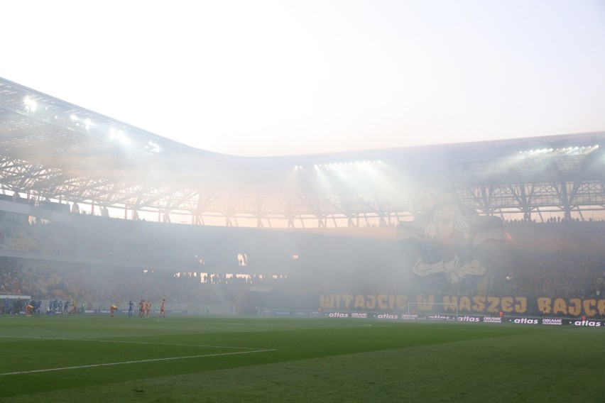 Totolotek Puchar Polski: Jagiellonia Białystok - Miedź Legnica 2:1. Jaga zagra na Narodowym (WYNIK, RELACJA, ZDJĘCIA, PUCHAR POLSKI 2019)