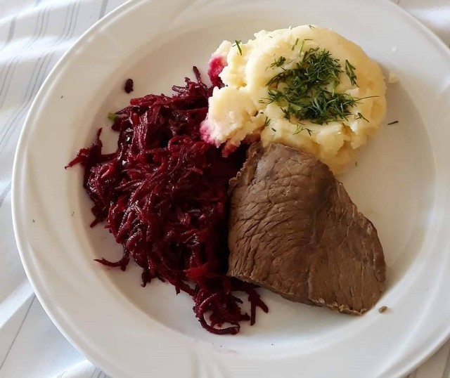 Obiad sfotografowany przez pacjentkę Centrum Ginekologii, Położnictwa i Neonatologii w Opolu.
