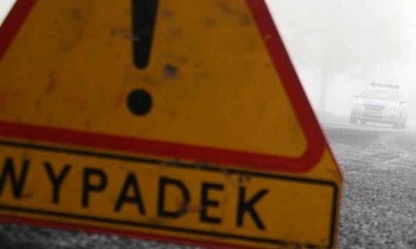 Do wypadku doszło dziś ok. godz. 8.30  w okolicach miejscowości Piecnik na trasie między Wałczem i Mirosławcem.