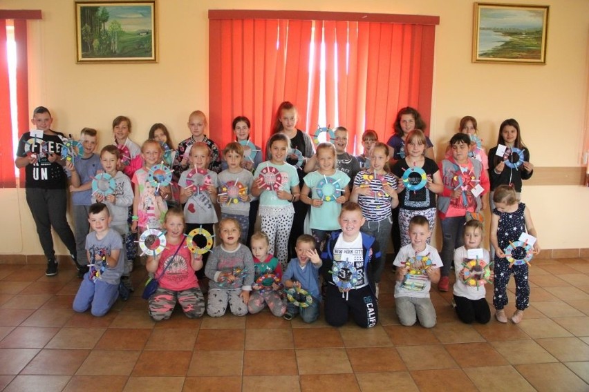 Na aktywne wakacje ośrodek kultury i biblioteka w Wielgiem...