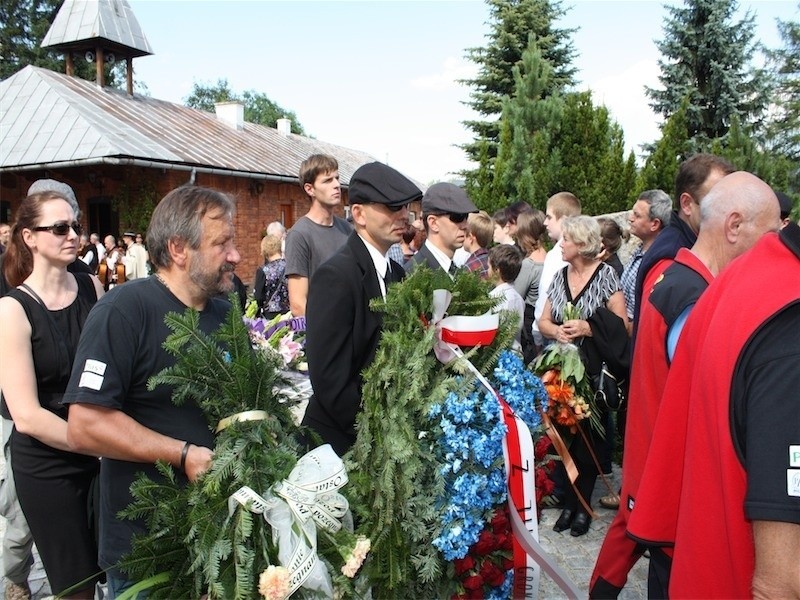 Zakopane: pogrzeb ratowników TOPR. Zginęli ratując kobietę