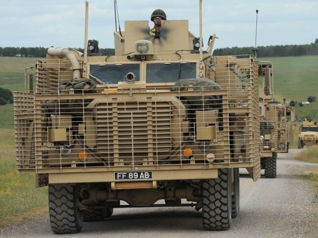 Nasi żołnierze jechali rosomakami i ciężarówkami typu mrap, które zastąpiły w Afganistanie używane wcześniej furgonetki hummer.