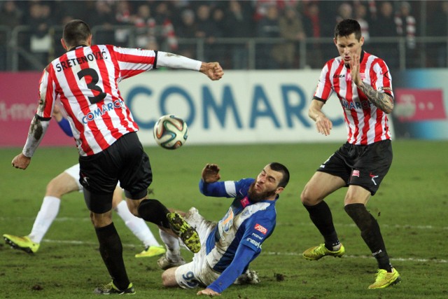 Lech Poznań zremisował w piątek na wyjeździe z Cracovią (0:0)