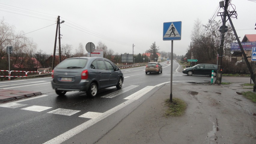 Krajówka do rozbudowy na odcinku Modlnica-Giebułtów. Będą dwa pasy ruchu i ronda