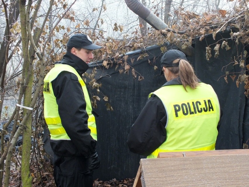 Policjanci w Strzelcach Opolskich uratowali dwóch bezdomnych