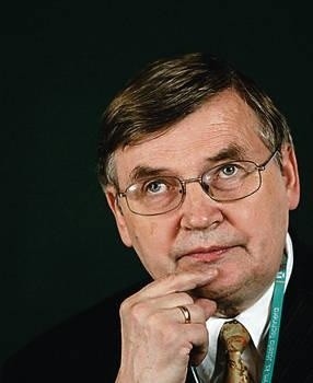Dr Marceli Burdelski, zastępca dyrektora Centrum Studiów Azji Wschodniej w Uniwersytecie Gdańskim