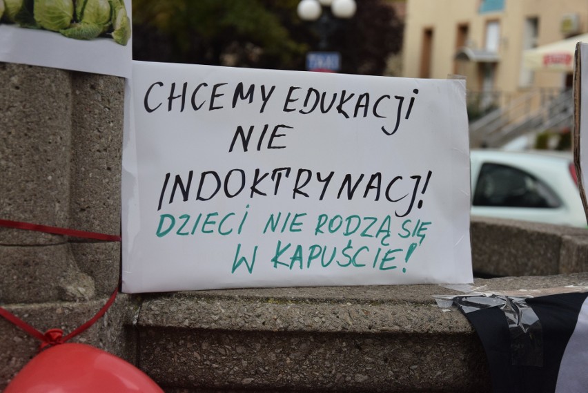 Protest odbył się w okolicy Studni Czarownic.