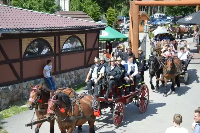 W niedzielę, 9 lipca w Szymbarku odbędzie się już po raz 19. parada pojazdów konnych i samochodów retro. Nie zabraknie też innych atrakcji.