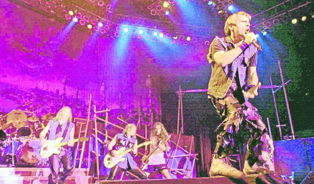 Iron Maiden, ojcowie chrzestni heavy-metalu na Śląsk przyjeżdżali chętnie i często. Tu jeden z trzech koncertów w Spodku.