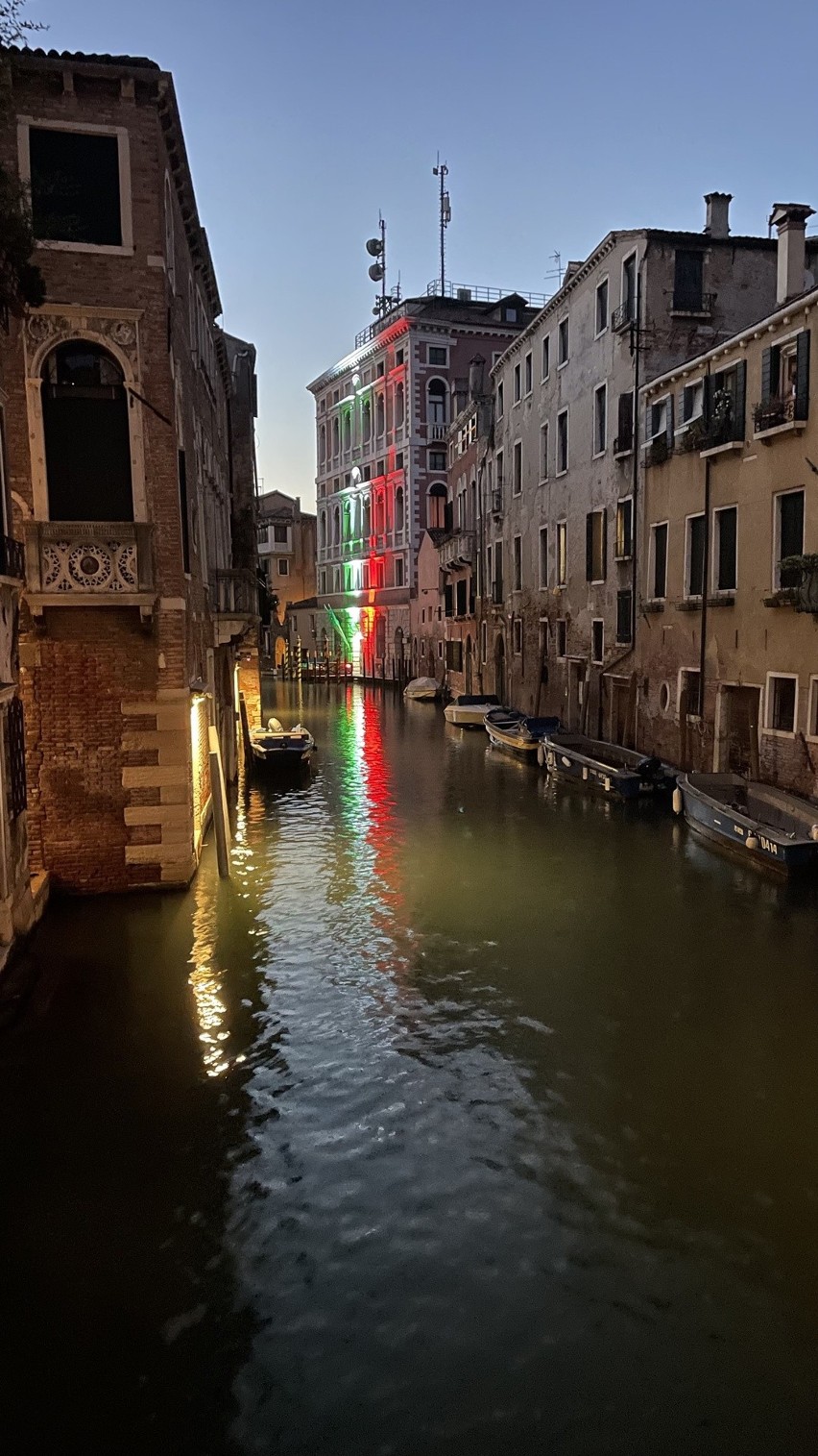 Wenecja zagrożona zniszczeniami przez turystów. Unesco rekomenduje działanie