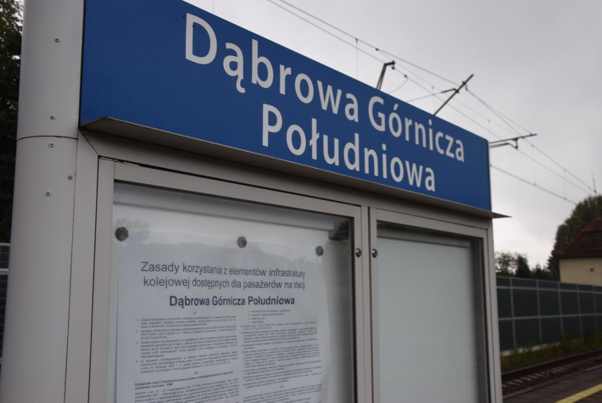 Pociągi przejeżdżają przez stację Dąbrowa Górnicza Południowa, ale się nie zatrzymują. Byłyby spóźnione 1,5 minuty