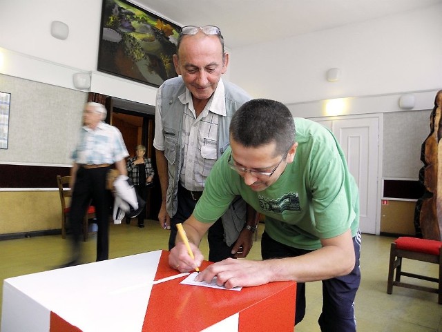 Z lewej Tadeusz Śpica, który nie był w stanie powiedzieć nam, co się wydarzyło w Gdańsku