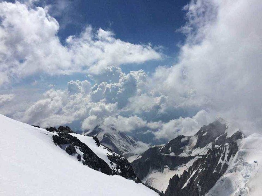 Dr hab. Sławomir Drozd z Uniwersytetu Rzeszowskiego zdobył szczyt Mont Blanc