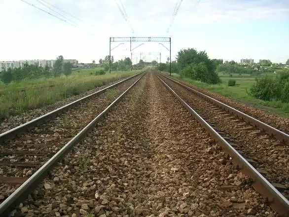 W czwartek, 18 maja zostanie zamknięty przejazd kolejowy na ulicy Holowniczej w Sandomierzu. Będzie obowiązywał objazd.