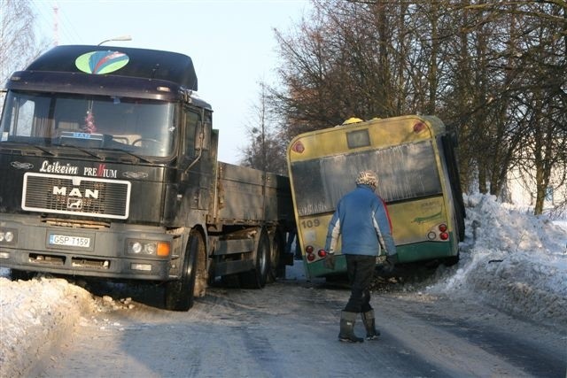 Wypadek na ul. Przemysłowej w Ostrołęce