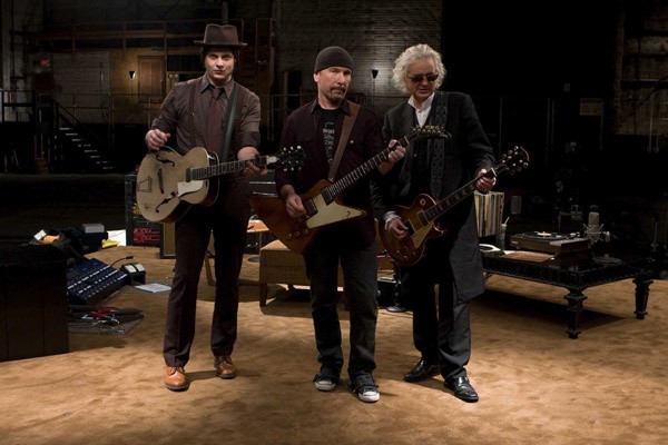 Jack White, The Edge i Jimmy Page z gitarami.