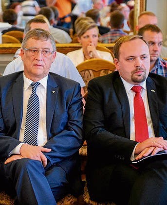 Zdaniem zarządu Grupy Azoty (od lewej: W. Szczypiński, A. Ko­peć) inicjatywa tarnowskich radnych będzie przeciwskuteczna