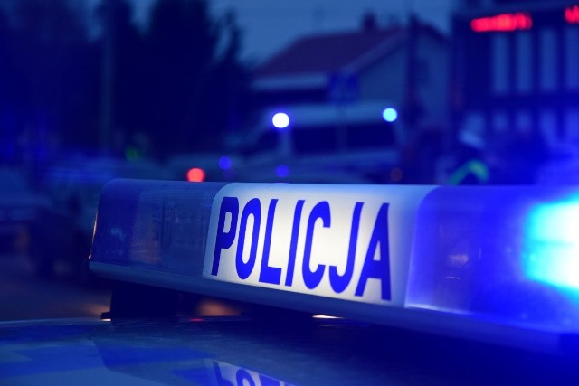 Agresywny mężczyzna został zatrzymany przez policję