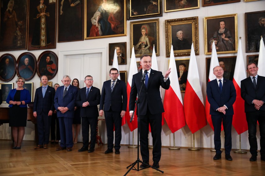 Kraków. Prezydent RP Andrzej Duda wręczył Order Orła Białego Adamowi Macedońskiemu