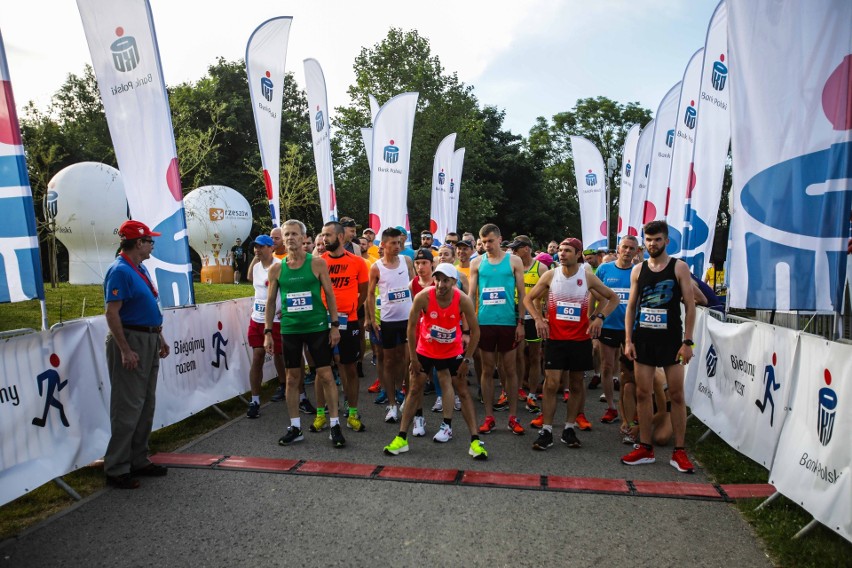 14. PKO Półmaraton Rzeszowski. Wygrał Tibor Sahajda, a wśród kobiet Katarzyna Albrycht [ZDJĘCIA]