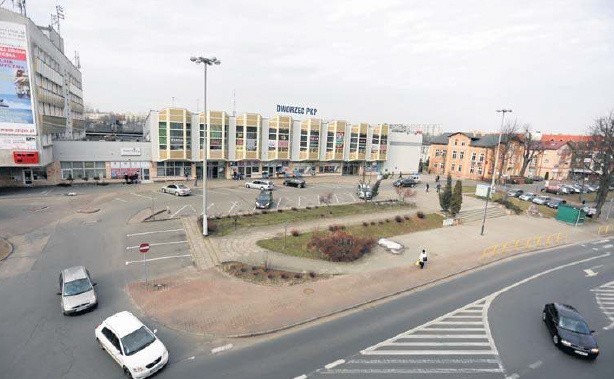 PKP i władze miasta dyskutują na temat modernizacji słupskiego dworca PKP.