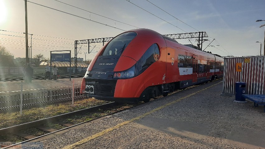 Z Włocławka do Wrocławia nie kursują bezpośrednie pociągi....