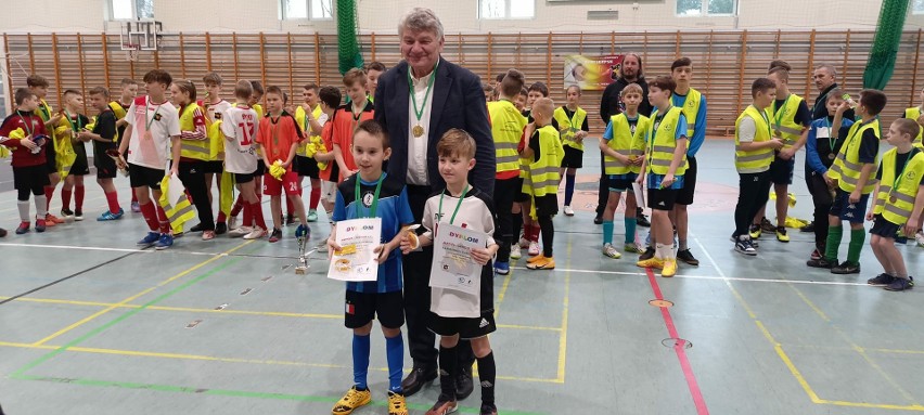 Halowy Turniej Piłki Nożnej „Młode Talenty” rozegrano w...
